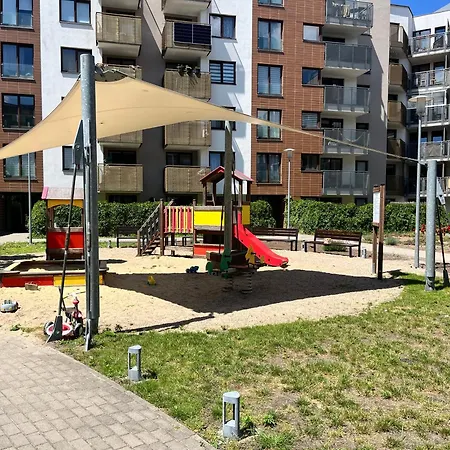 Elegance Prestige Free Garage Netflix