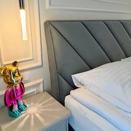 Elegance Prestige Air Conditioning & Free Garage Netflix *