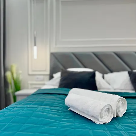 Апартаменти Elegance Centrum Air Conditioner & Garage For Free *