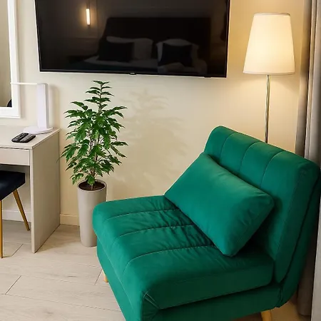 Elegance Prestige Air Conditioning & Free Garage Netflix *