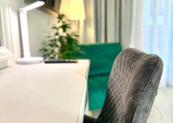 Elegance Prestige Free Garage Netflix *